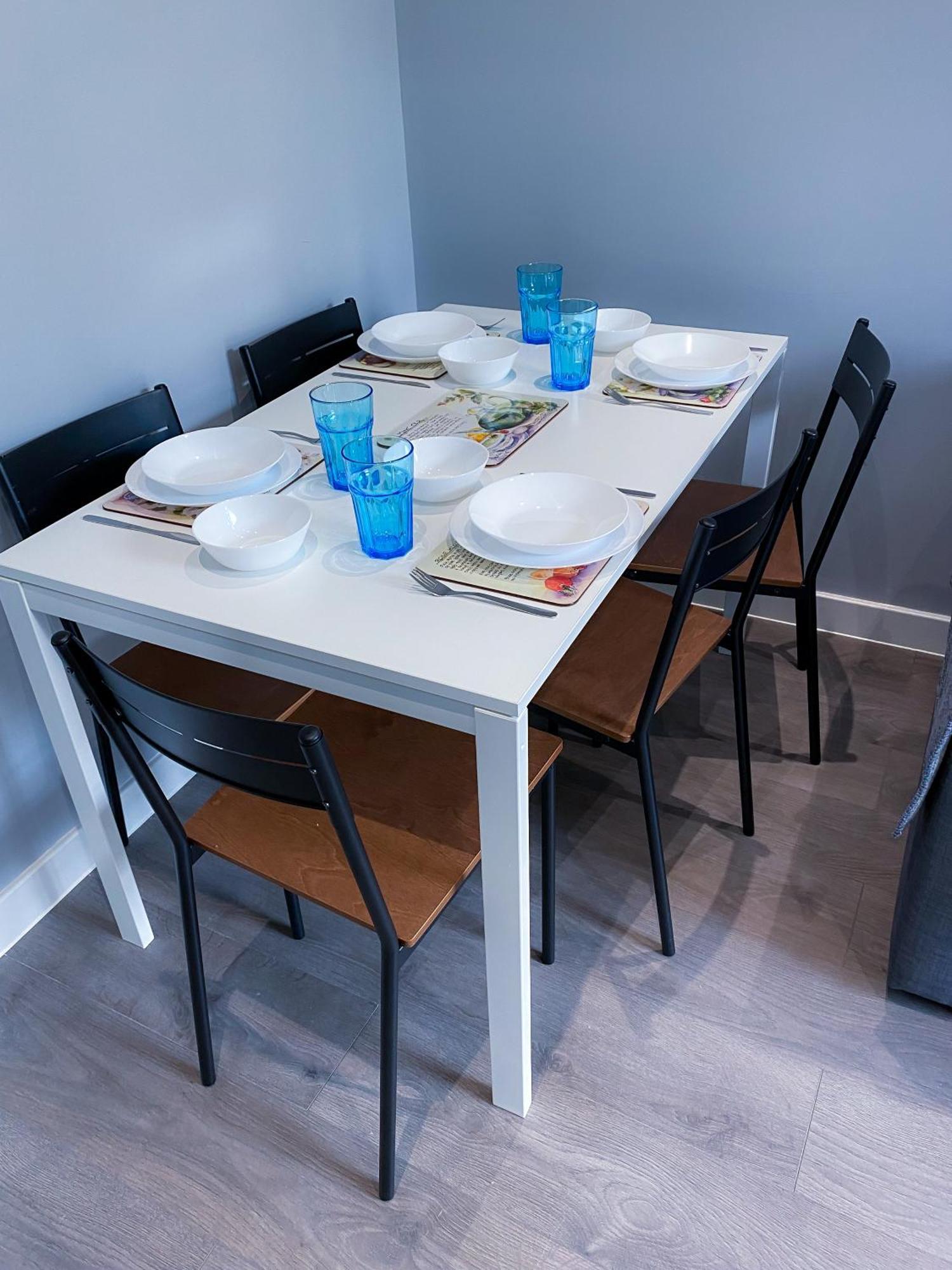Modern 1 Bedroom Flat In Wood Green Лондон Екстериор снимка